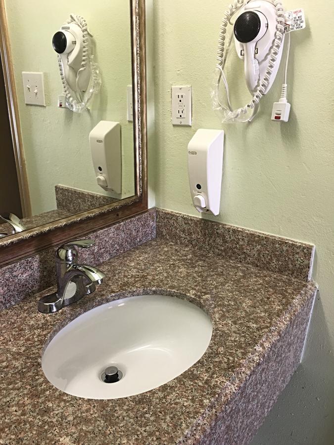 Budget Inn Hallettsville 외부 사진
